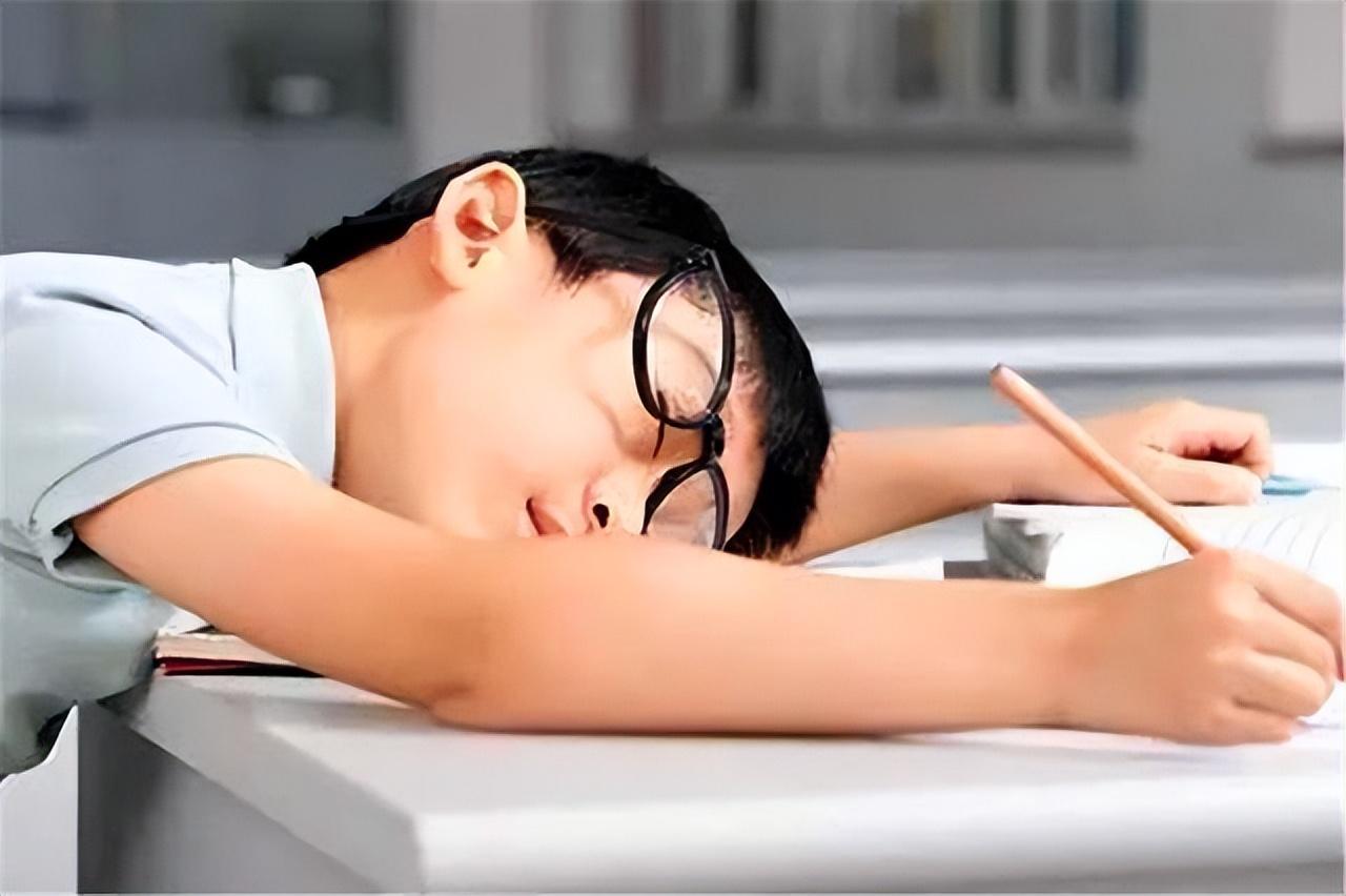 力量训练注意问题_力量训练表格_注意力训练表