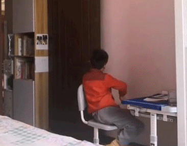 注意力训练表_力量训练表格_力量训练注意问题
