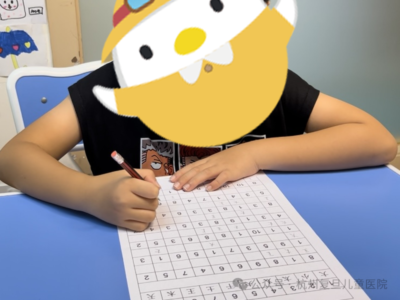 训练集中力的方法_注意力不集中的孩子日常怎么训练_关于孩子的集中训练营有哪些