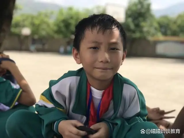 小孩子集中力训练_关于孩子的集中训练营有哪些_注意力不集中的孩子日常怎么训练